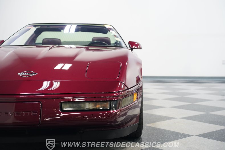 Chevrolet-Corvette-1993-Ruby-Red-Metallic-Ruby-Red-21