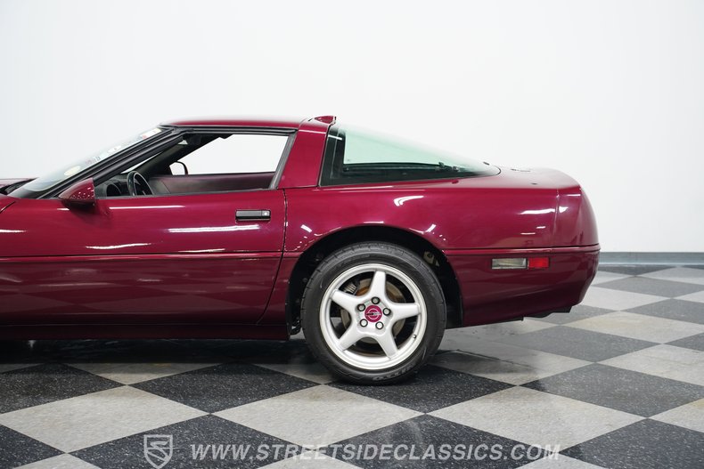 Chevrolet-Corvette-1993-Ruby-Red-Metallic-Ruby-Red-23