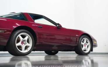 Chevrolet-Corvette-1993-Ruby-Red-Metallic-Ruby-Red-25