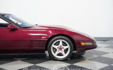 Chevrolet-Corvette-1993-Ruby-Red-Metallic-Ruby-Red-27
