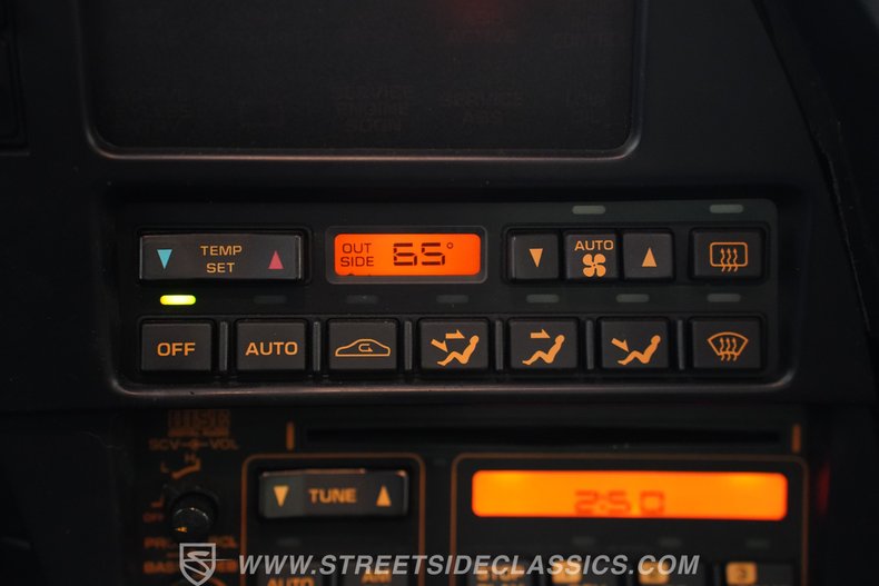 Chevrolet-Corvette-1993-Ruby-Red-Metallic-Ruby-Red-38