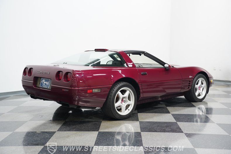Chevrolet-Corvette-1993-Ruby-Red-Metallic-Ruby-Red-4