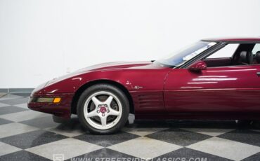 Chevrolet-Corvette-1993-Ruby-Red-Metallic-Ruby-Red-47