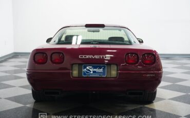 Chevrolet-Corvette-1993-Ruby-Red-Metallic-Ruby-Red-6