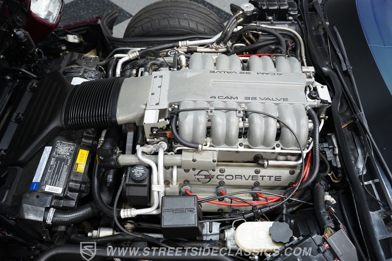 Chevrolet-Corvette-1993-Ruby-Red-Metallic-Ruby-Red-8