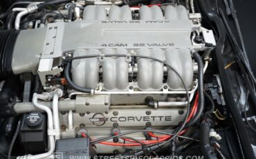 Chevrolet-Corvette-1993-Ruby-Red-Metallic-Ruby-Red-9