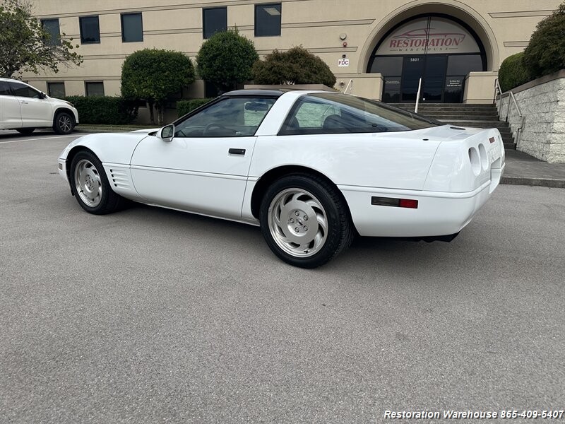 Chevrolet-Corvette-1994-17
