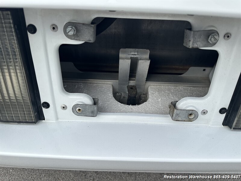 Chevrolet-Corvette-1994-3