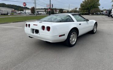 Chevrolet-Corvette-1994-5