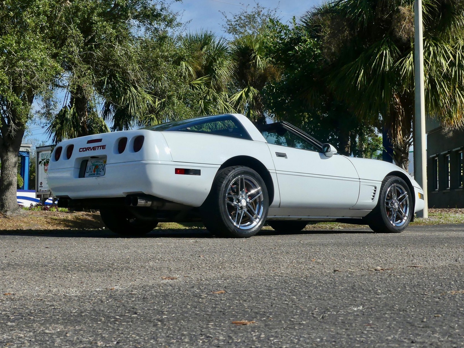 Chevrolet-Corvette-1995-Coupe-23
