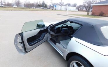 Chevrolet-Corvette-1996-11