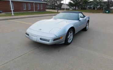 Chevrolet-Corvette-1996-19