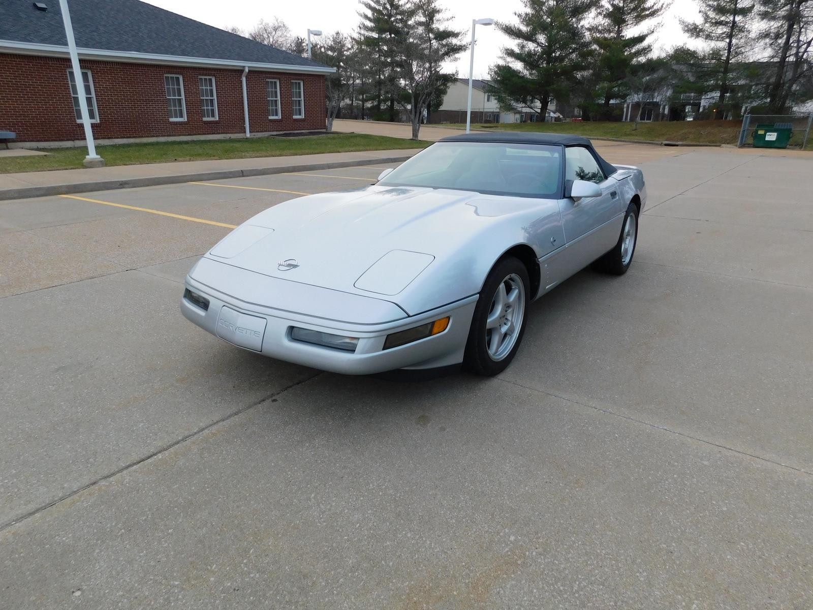 Chevrolet-Corvette-1996-19