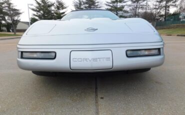 Chevrolet-Corvette-1996-21