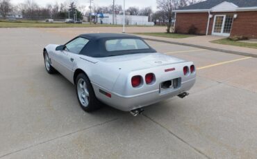 Chevrolet-Corvette-1996-27