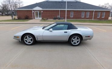 Chevrolet-Corvette-1996-28
