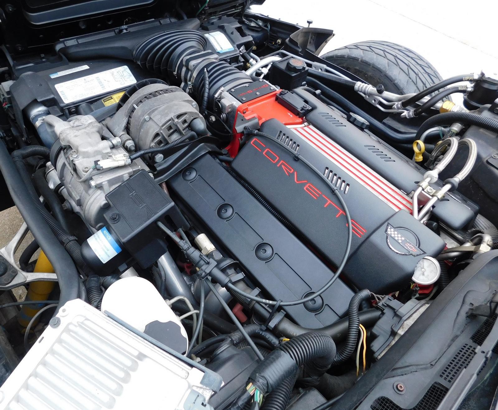 Chevrolet-Corvette-1996-3