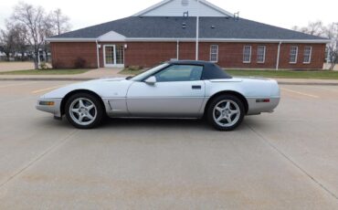 Chevrolet-Corvette-1996-30