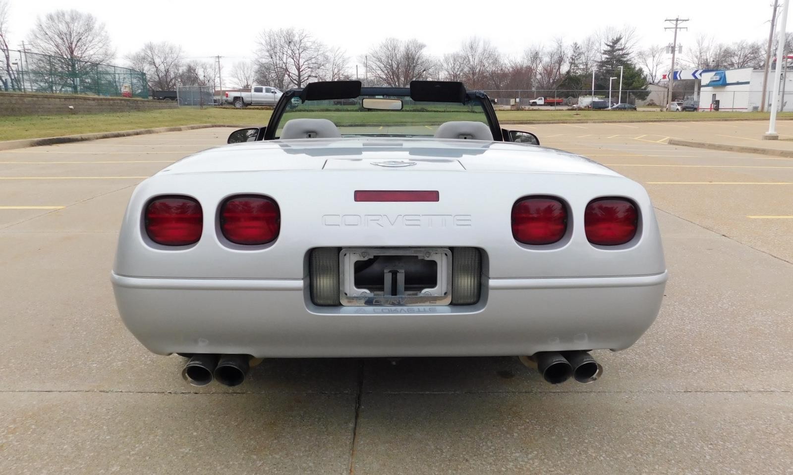 Chevrolet-Corvette-1996-9