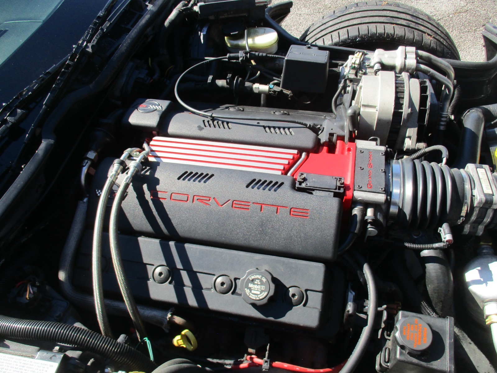 Chevrolet-Corvette-1996-Convertible-12