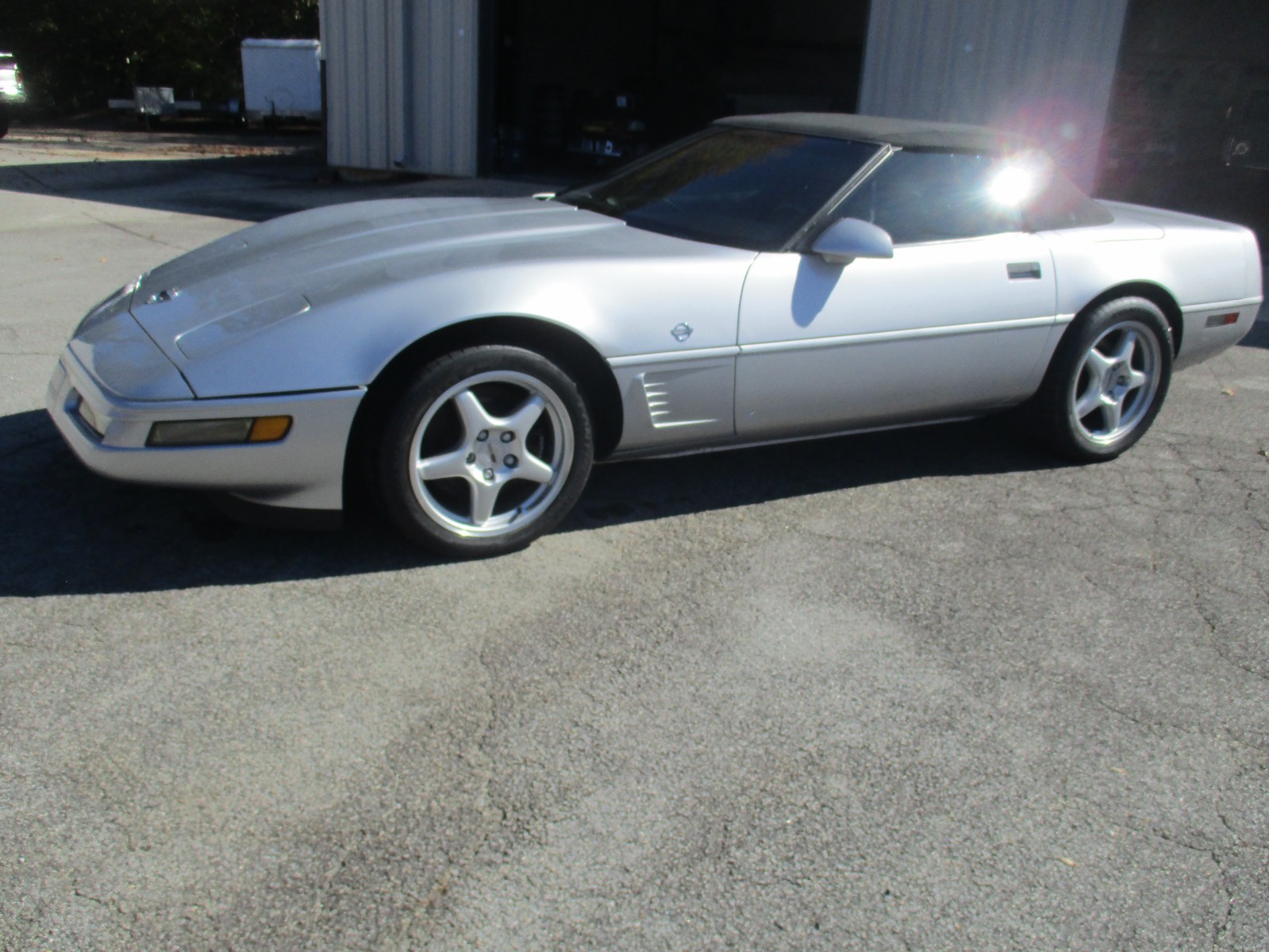 Chevrolet-Corvette-1996-Convertible-17