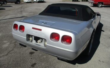 Chevrolet-Corvette-1996-Convertible-2