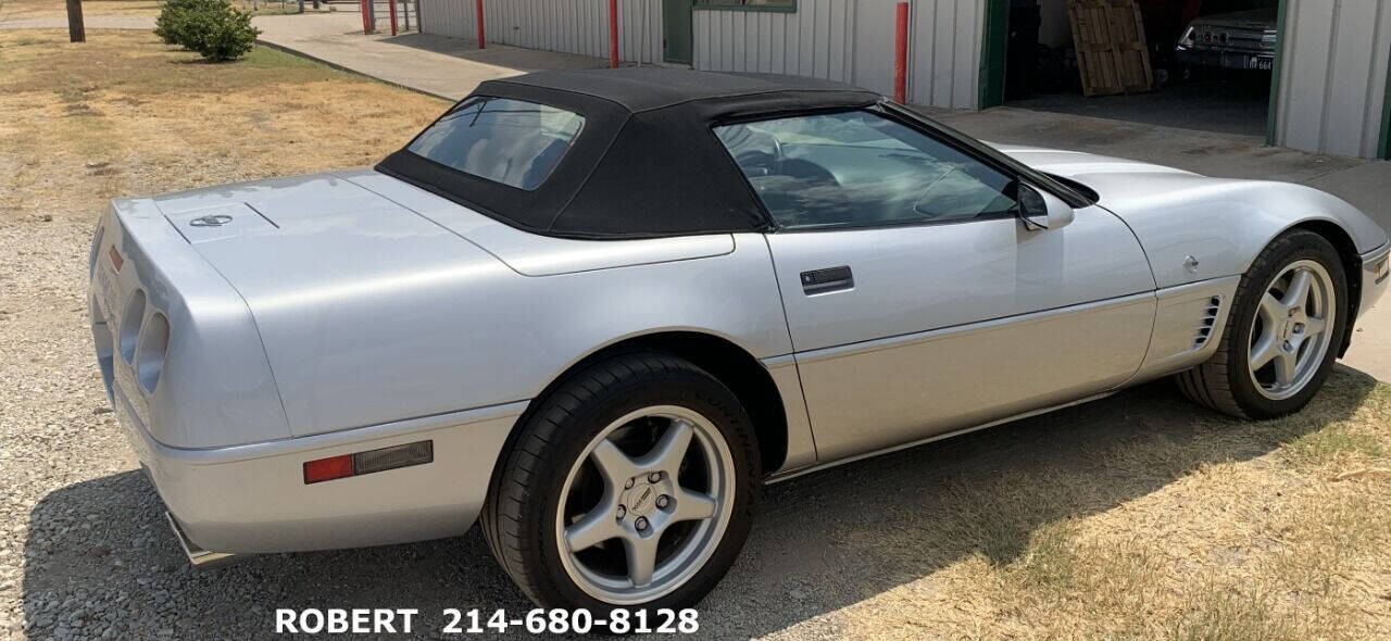 Chevrolet-Corvette-1996-Convertible-2
