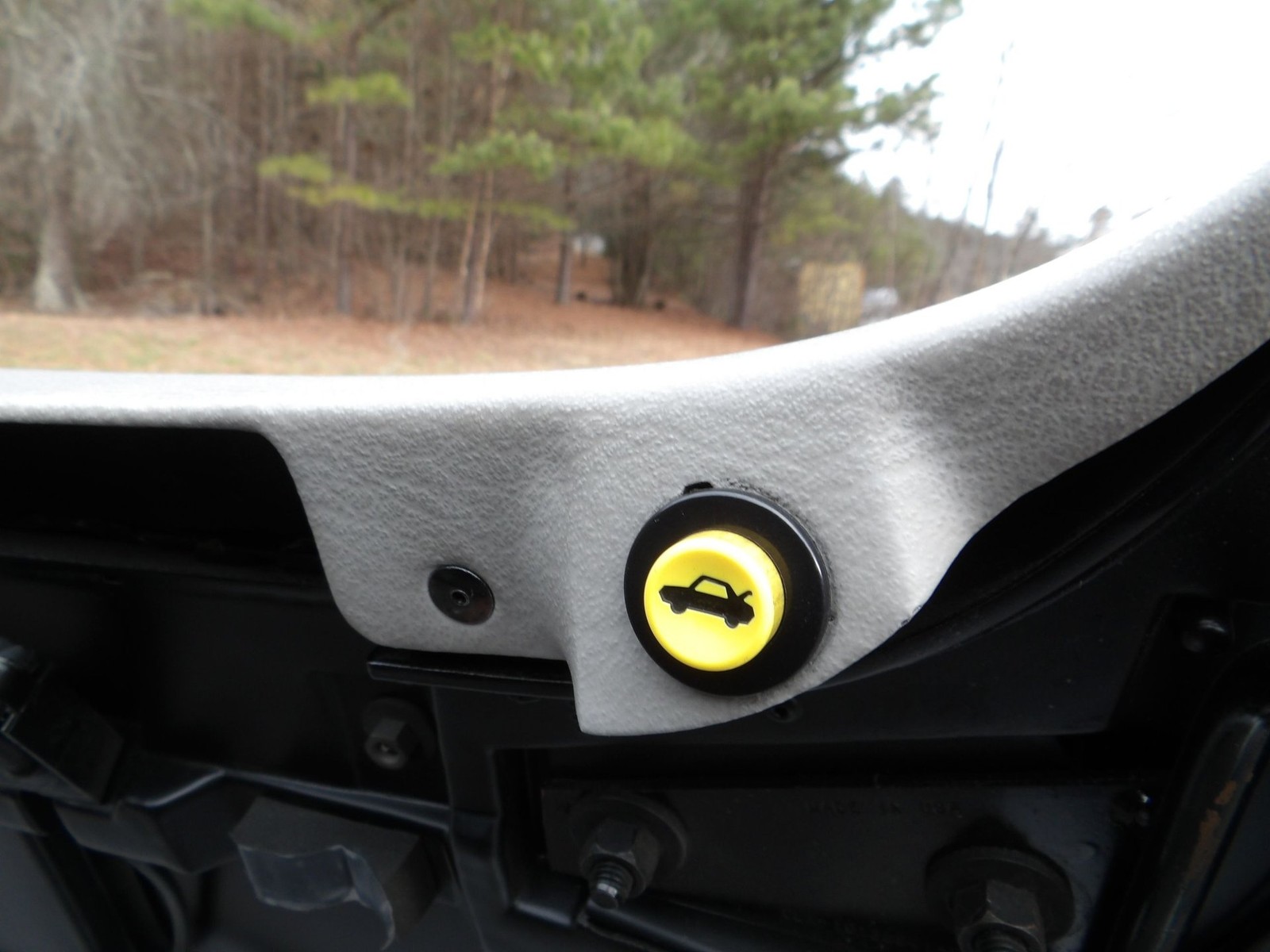 Chevrolet-Corvette-1996-Convertible-23