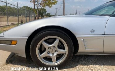 Chevrolet-Corvette-1996-Convertible-24