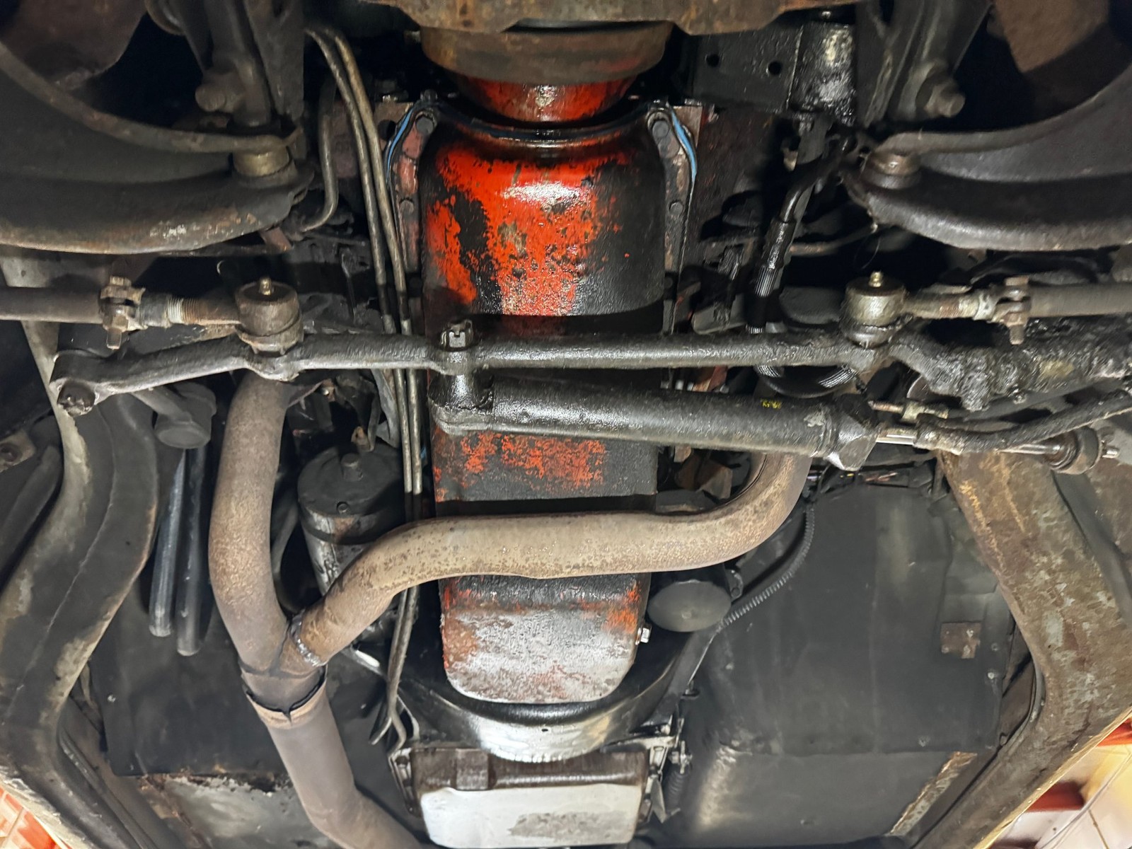 Chevrolet-Corvette-Stingray-1976-Coupe-15