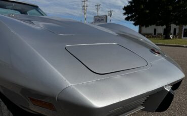 Chevrolet-Corvette-Stingray-1976-Coupe-25