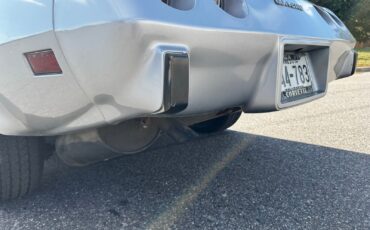 Chevrolet-Corvette-Stingray-1976-Coupe-32