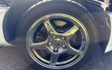 Chevrolet-Corvette-indy-500-pace-car-1995-Purple-and-white-Black-and-purple-12