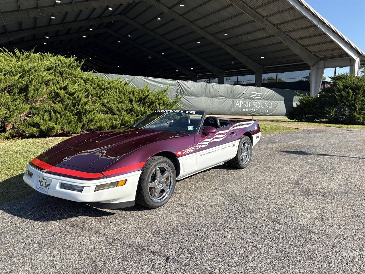Chevrolet-Corvette-indy-500-pace-car-1995-Purple-and-white-Black-and-purple