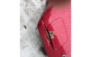 Chevrolet-Corvette-stingray-1975-RED-RED-AND-BLACK-6