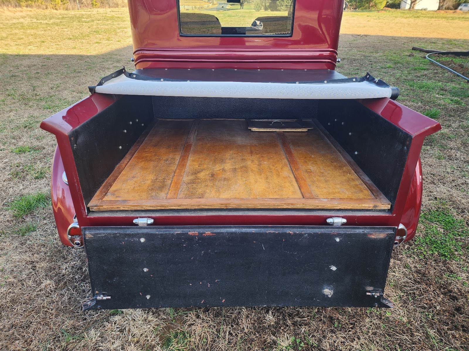 Chevrolet-Coupe-Pickup-1932-4