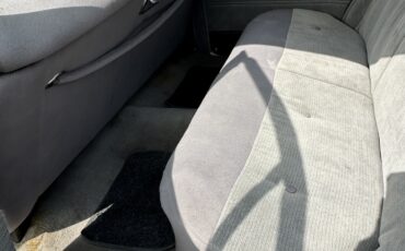 Chevrolet-Deluxe-1949-Sedan-21