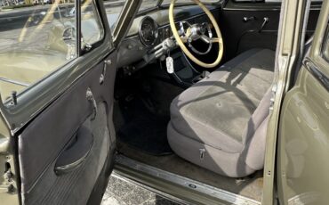 Chevrolet-Deluxe-1949-Sedan-22