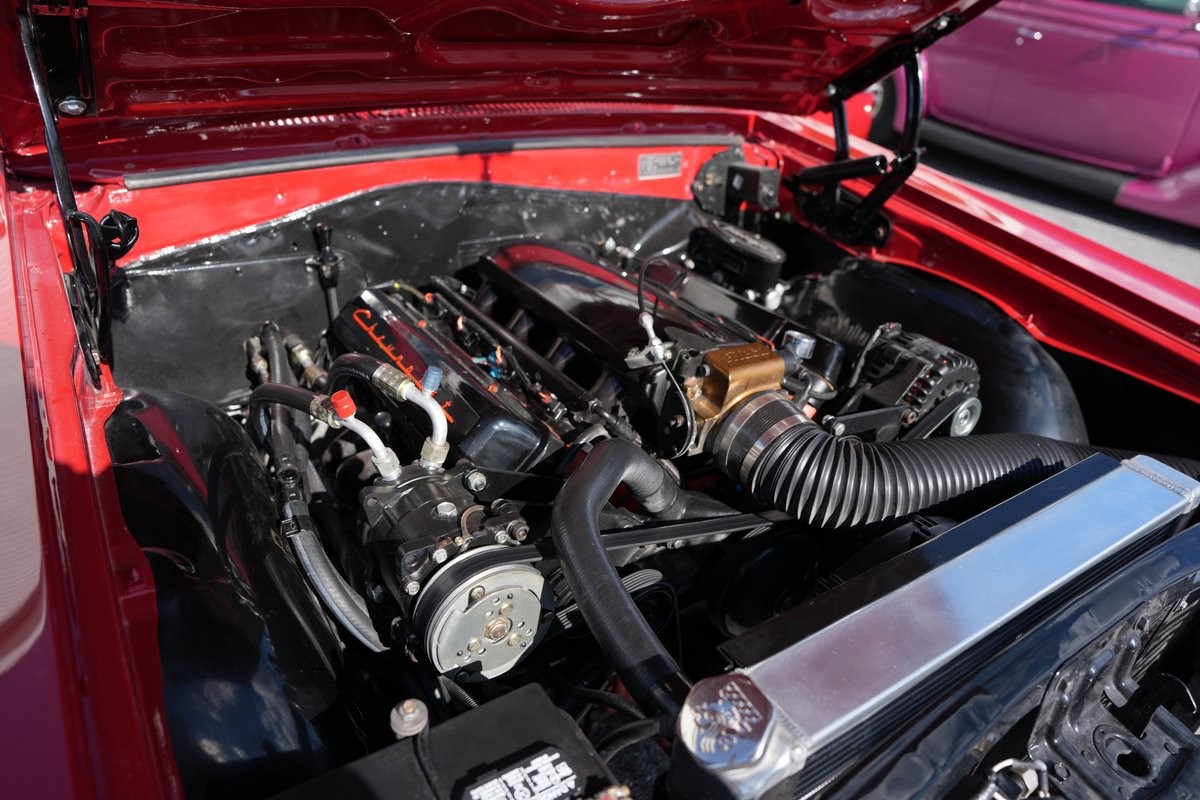 Chevrolet-El-Camino-1964-38