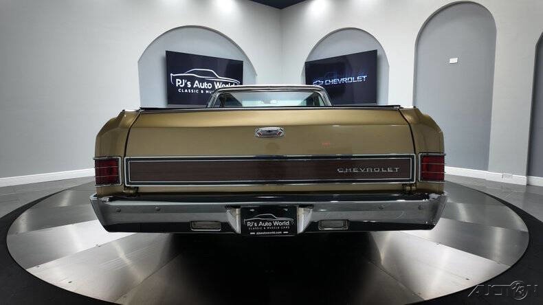 Chevrolet-El-Camino-1967-19