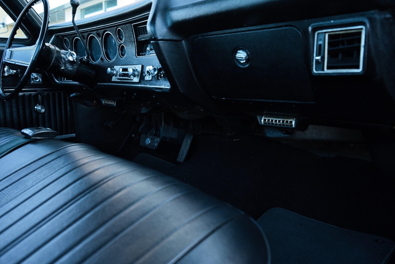 Chevrolet-El-Camino-1970-2-Door-27