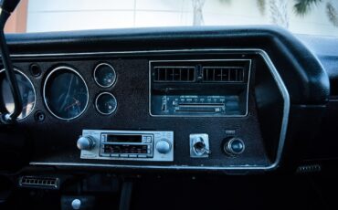 Chevrolet-El-Camino-1970-2-Door-29