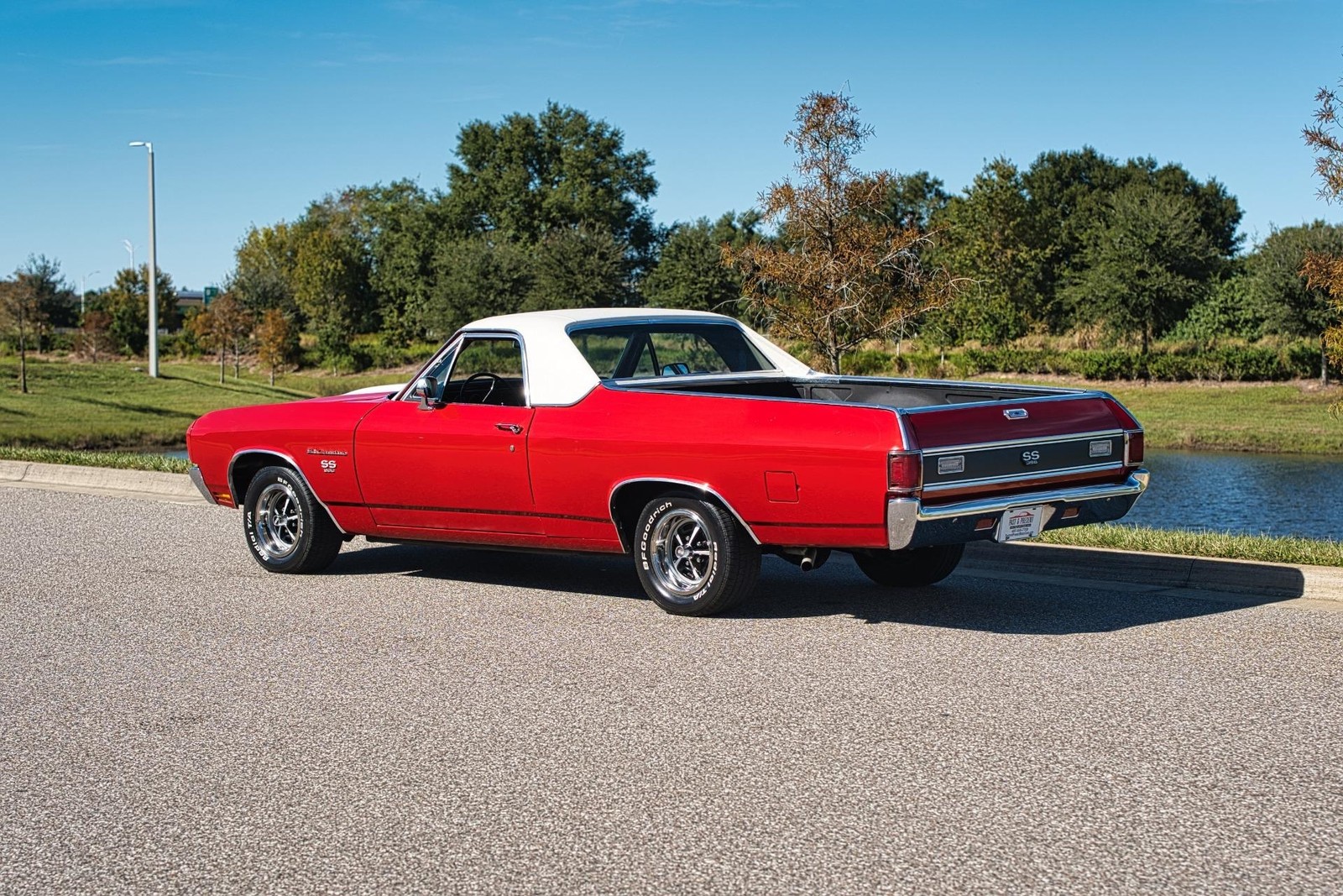 Chevrolet-El-Camino-1970-2-Door-3