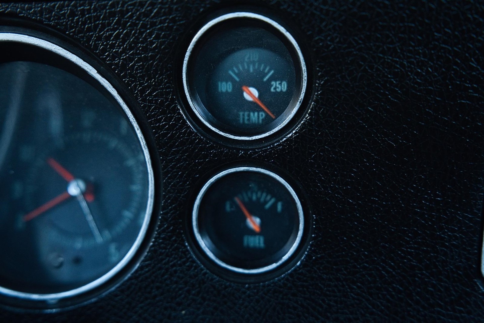 Chevrolet-El-Camino-1970-2-Door-34