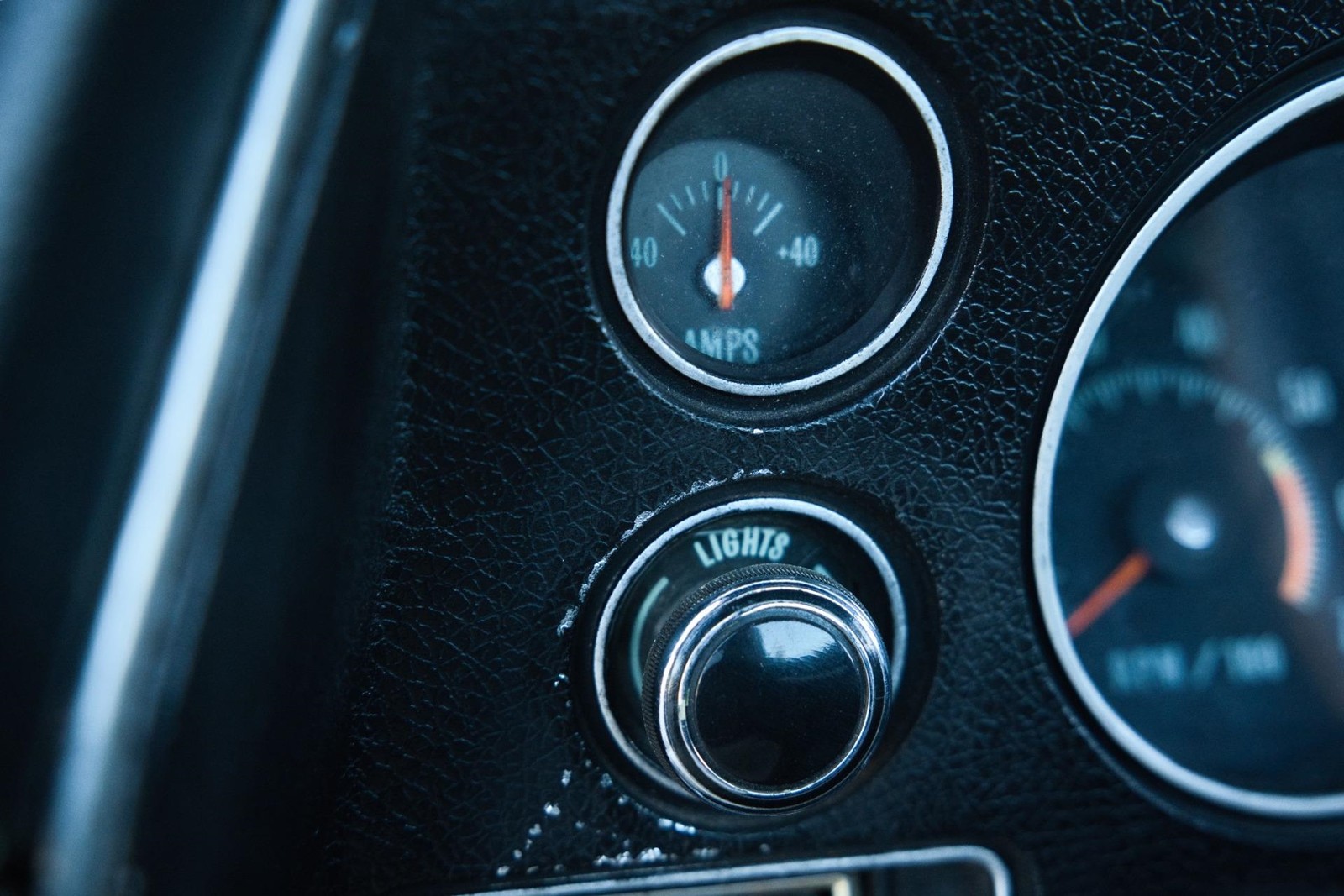 Chevrolet-El-Camino-1970-2-Door-35