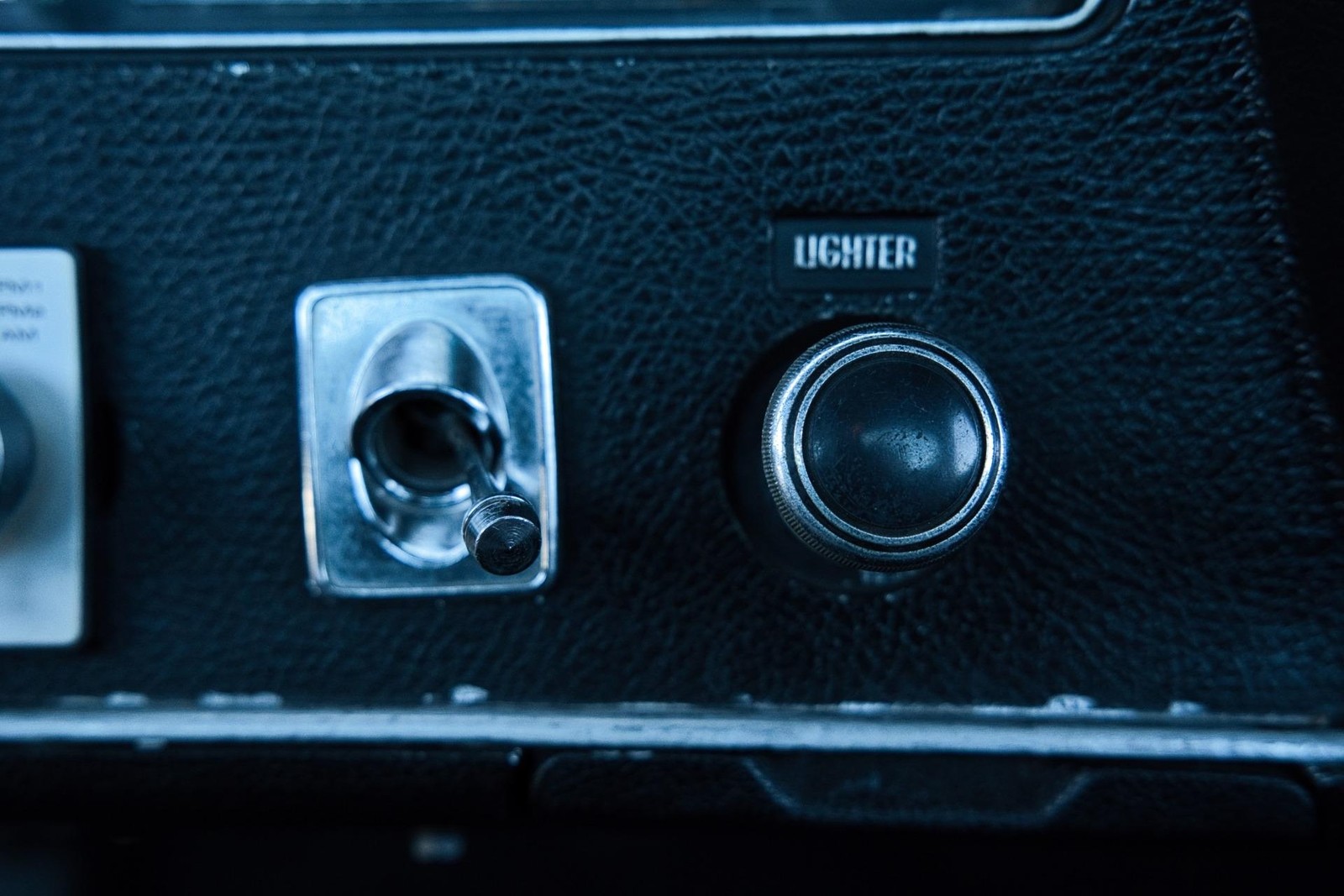 Chevrolet-El-Camino-1970-2-Door-38