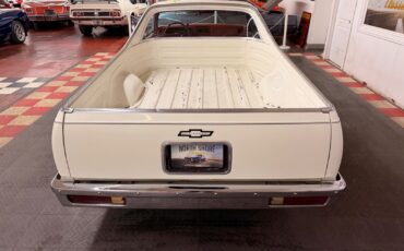 Chevrolet-El-Camino-1979-UNKNOWN-11