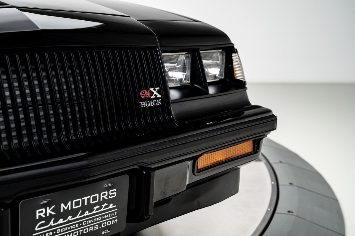 Chevrolet-El-Camino-1984-Standard-Cab-Pickup-10