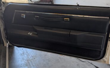 Chevrolet-El-Camino-1984-Standard-Cab-Pickup-11