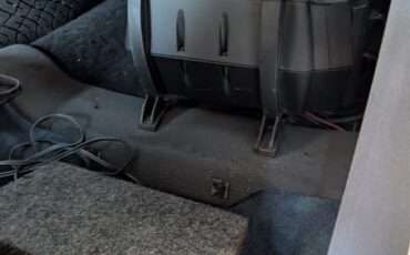 Chevrolet-El-Camino-1984-Standard-Cab-Pickup-13